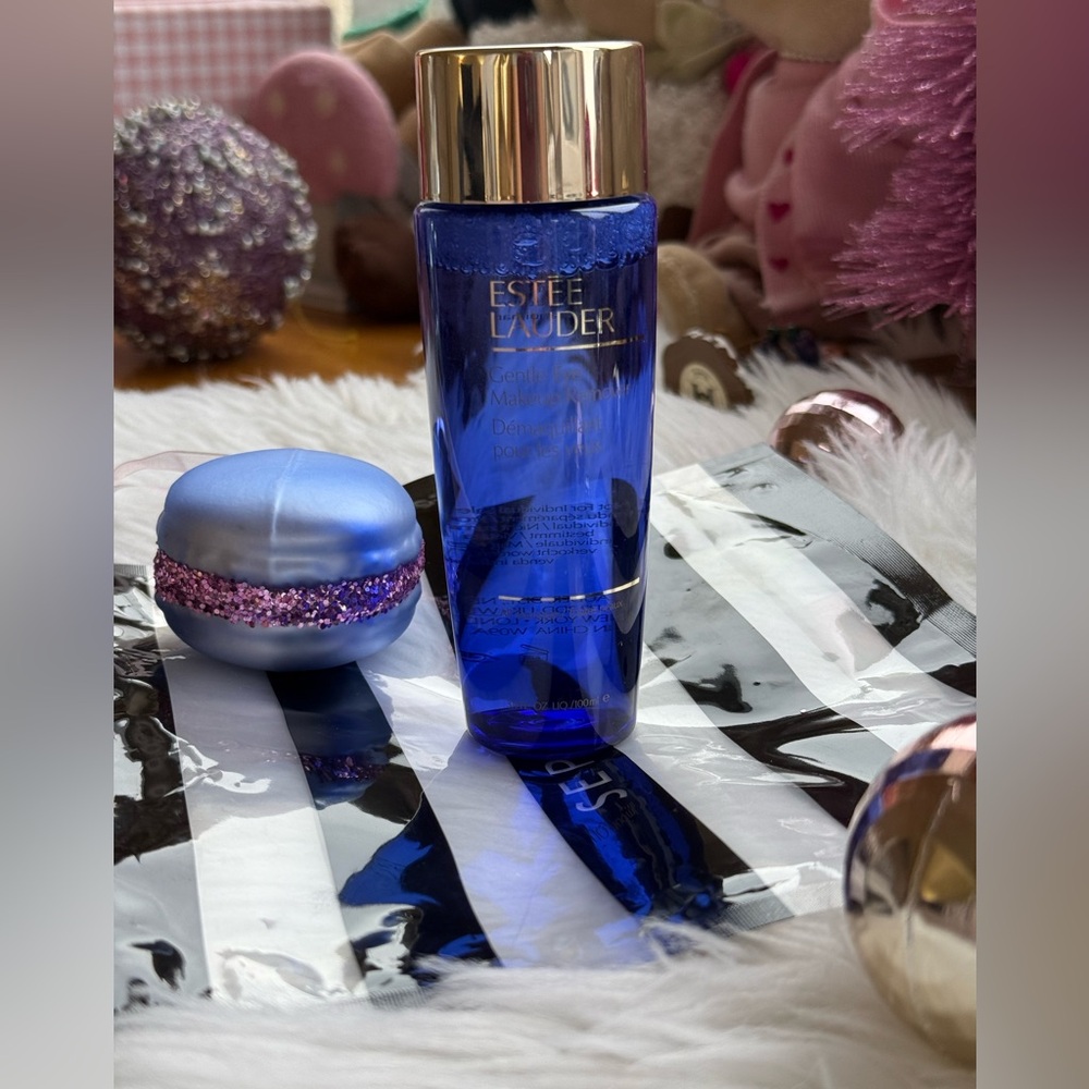 👸🏻HOST PICK 👸🏻 Estée Later Eye Makeup Remover, 100ml  and Sephora Pouch